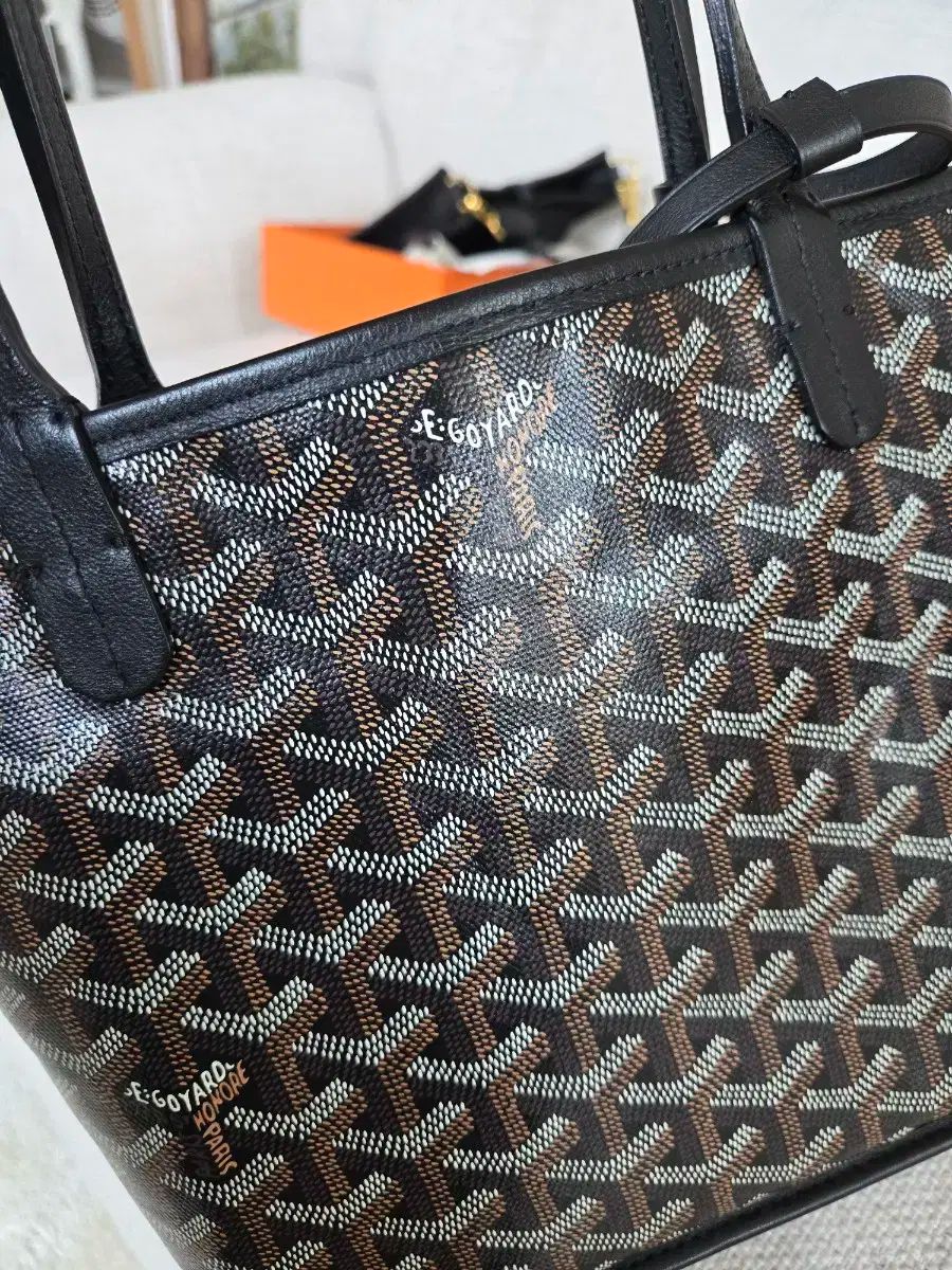 ミニアンジュ ブラック