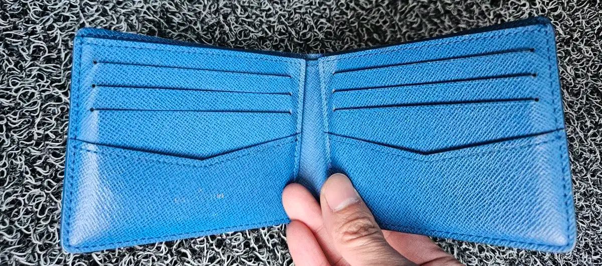 美品級⭐︎ルイヴィトン ポルトフォイユミュルティプル二つ折り