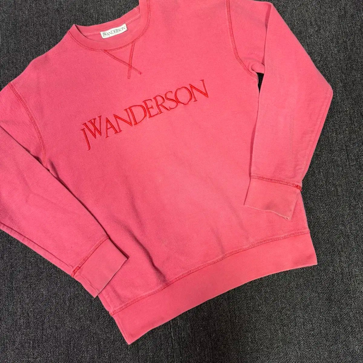 ロゴ スウェット