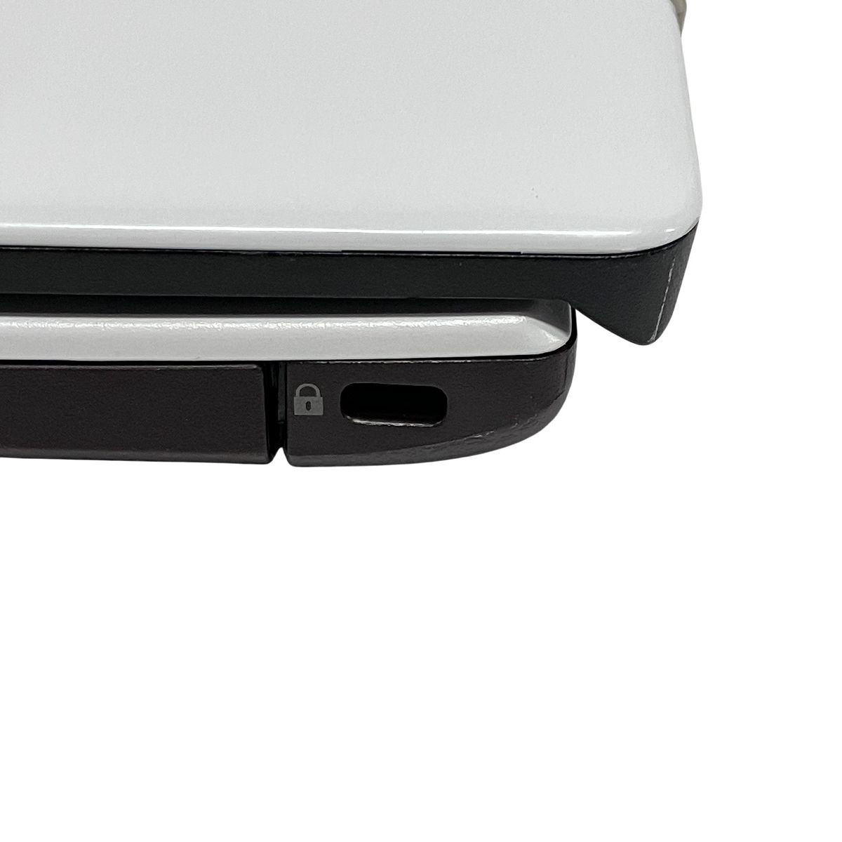  FUJITSU ノートPC AMD Ryzen 7 5700 U with Radeon Graphics 8 GB SSD 256 TM win 11 Windowsノート本体 ノートPC