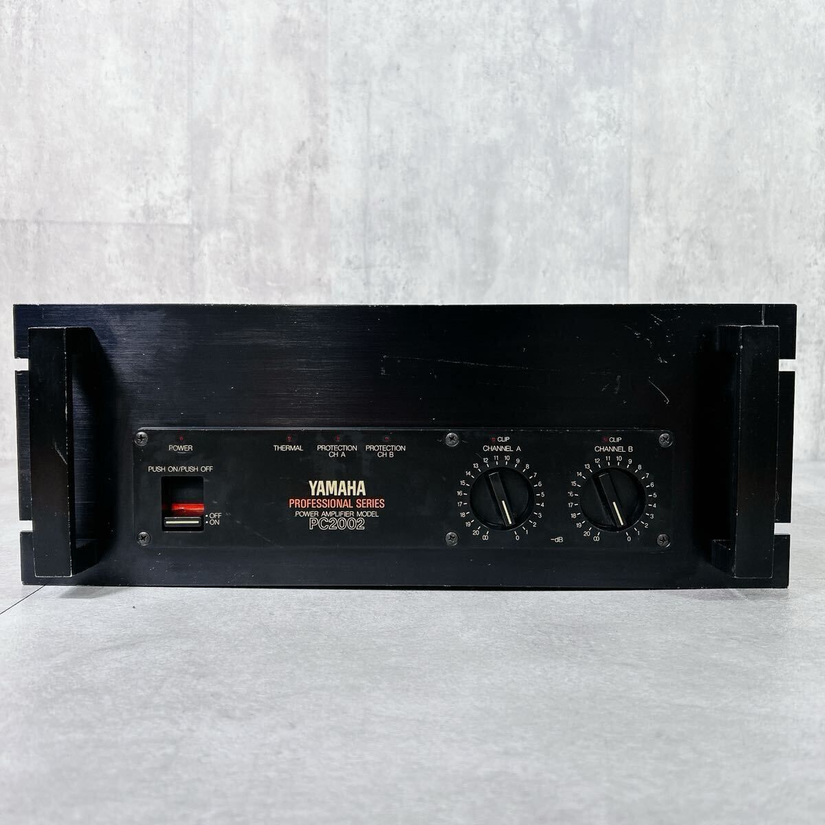 V134 YAMAHA ヤマハ パワーアンプ PC2002 業務用 PA機器 音響機器