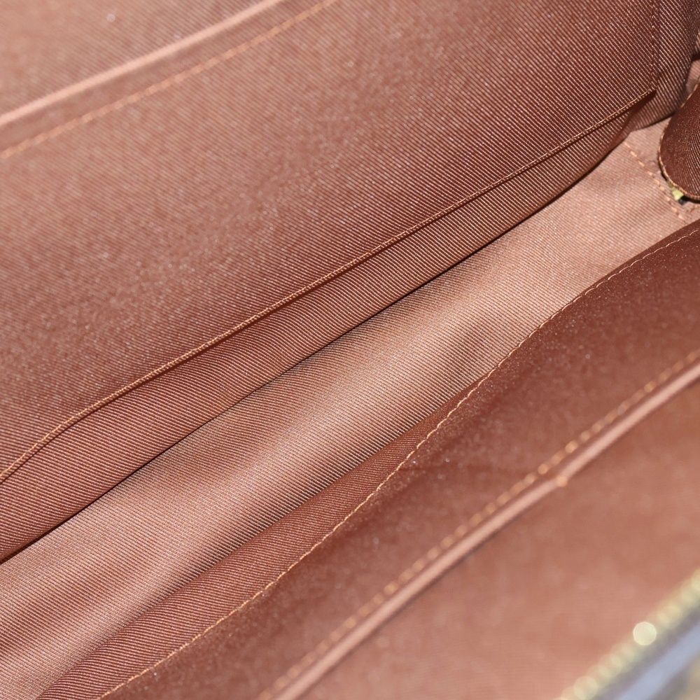 モノグラムシャドウ