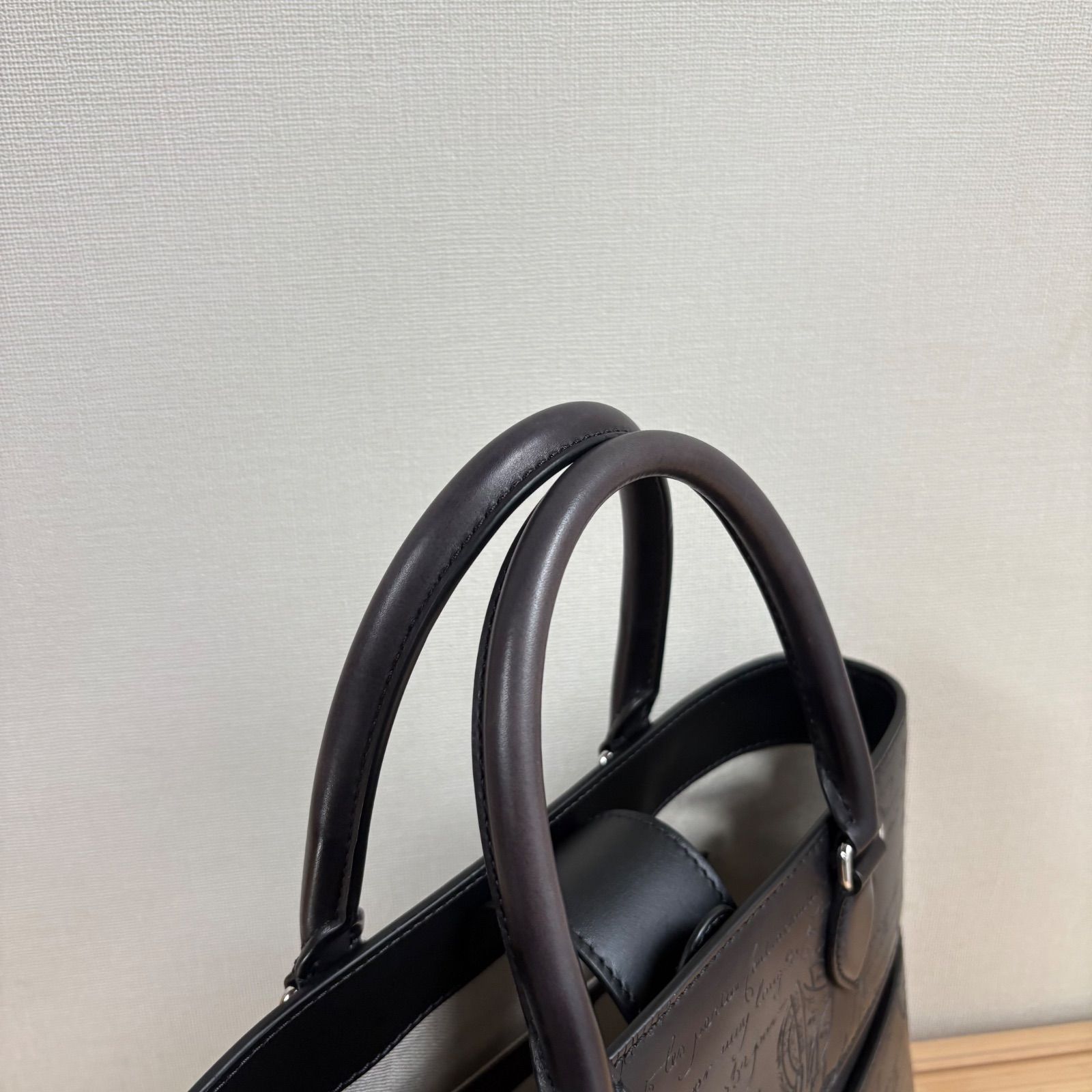 極美 Berluti ベルルッティ トゥジュールXS スクリットレザー