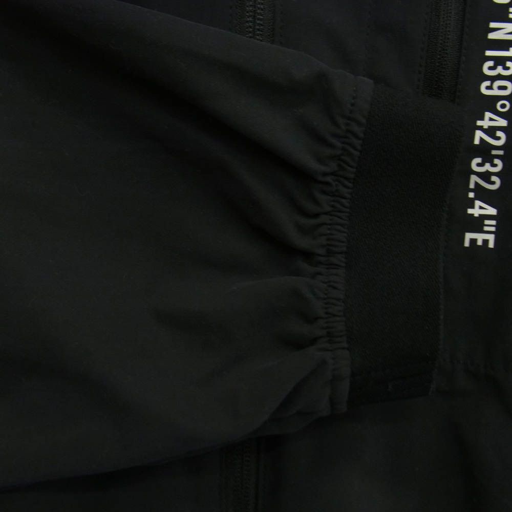 タフタ ブラック系