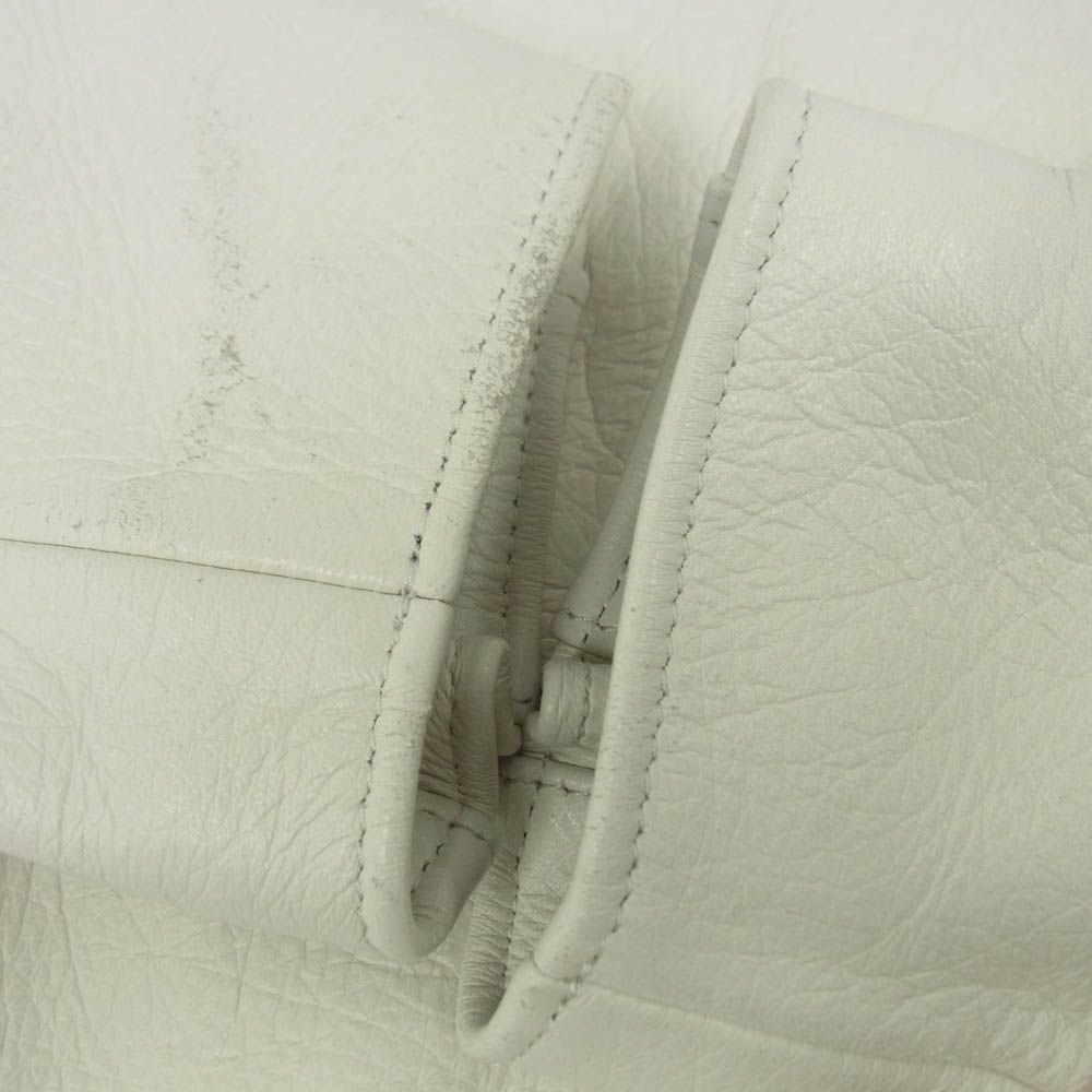 アディクトクローズ