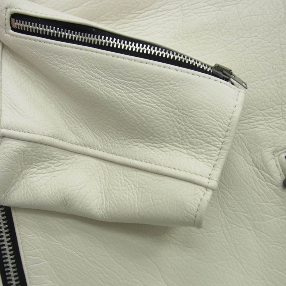 CLOTHES アディクトクローズ