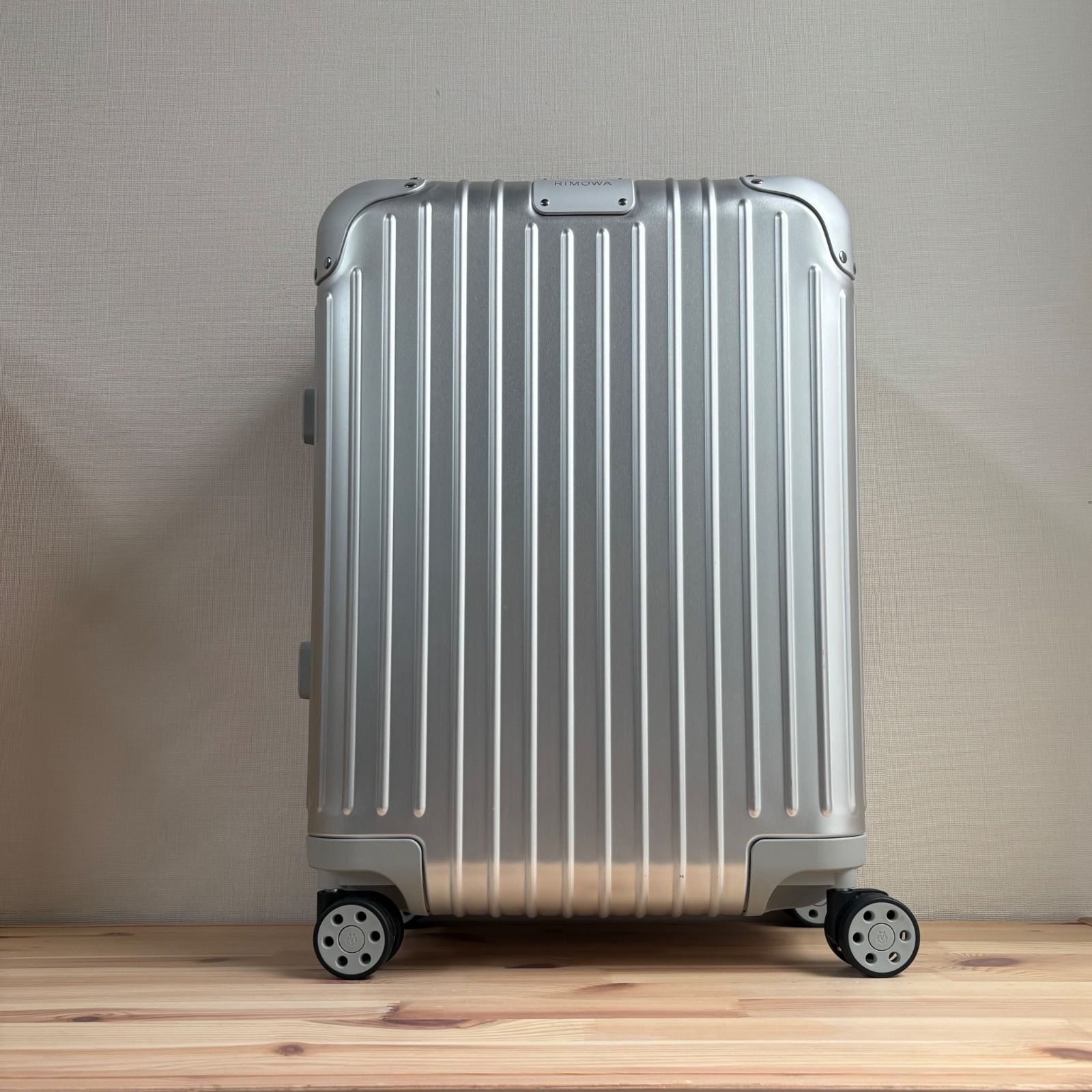 美 生涯保証 RIMOWA ORIGINAL TWIST CABIN SILVER 35L キャリーケース レザーハンドル