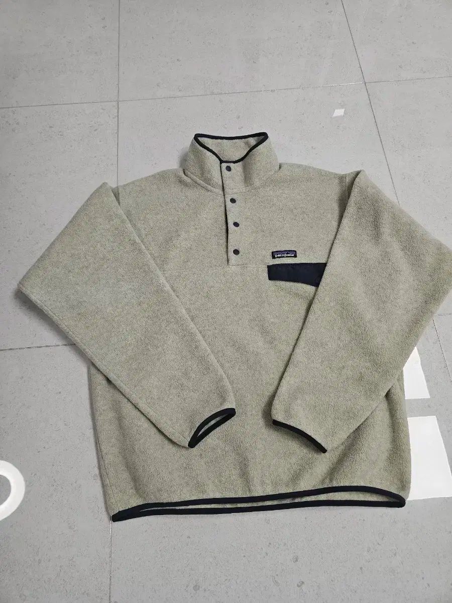 パタゴニア Synchilla オートミール M