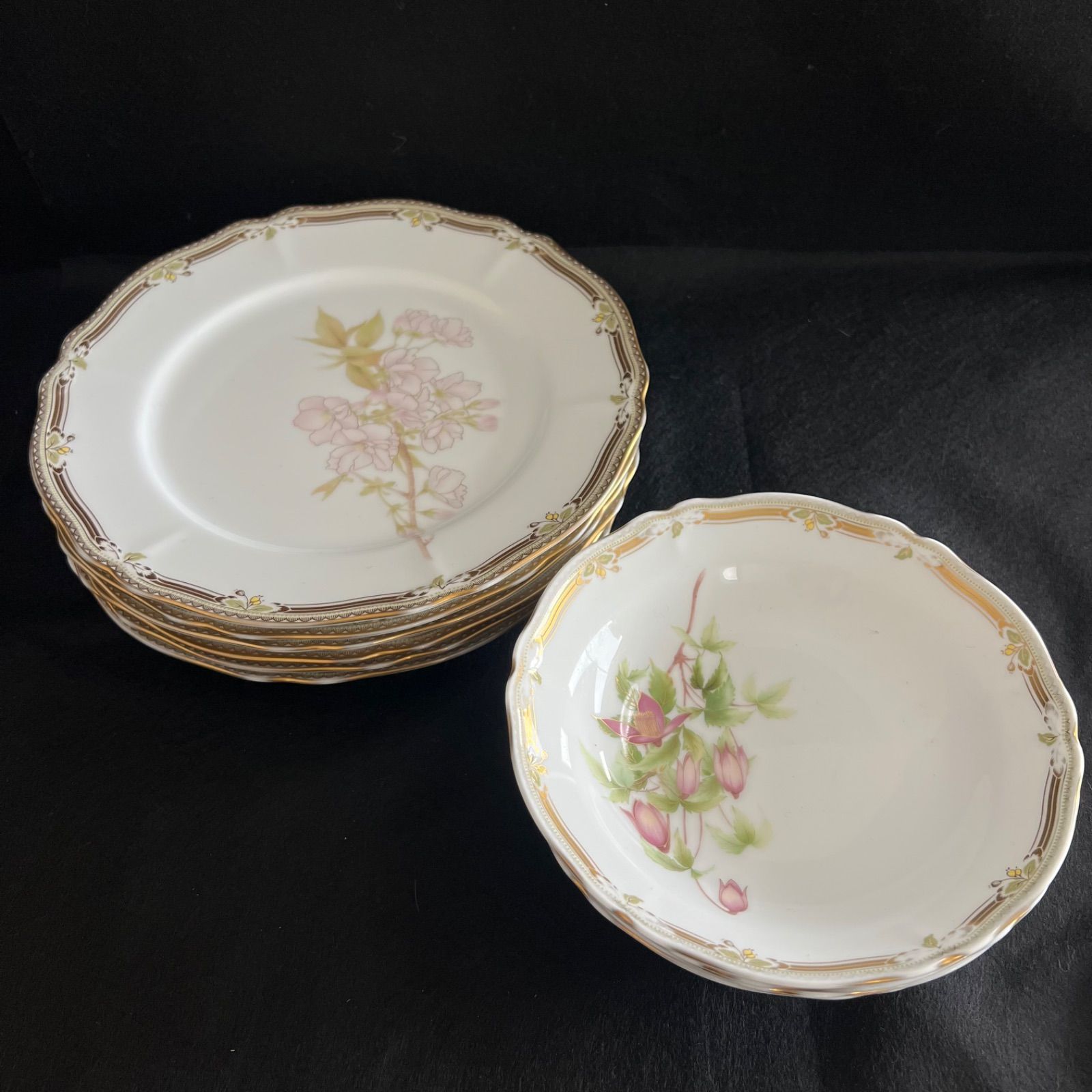 F Noritake ノリタケ ガラコンテッサ GALA CONTESSA 白×ゴールド 花柄