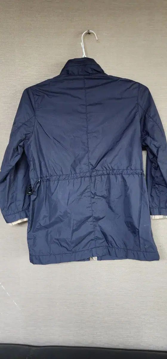 バーバリーキッズ ウィンドブレーカー ジャケット 6 y