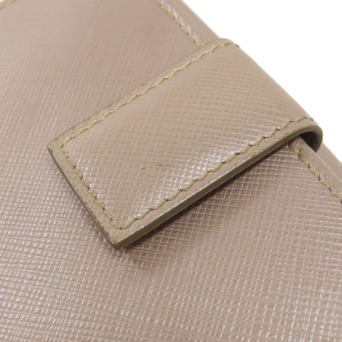 サルヴァトーレフェラガモ ガンチーニ金具