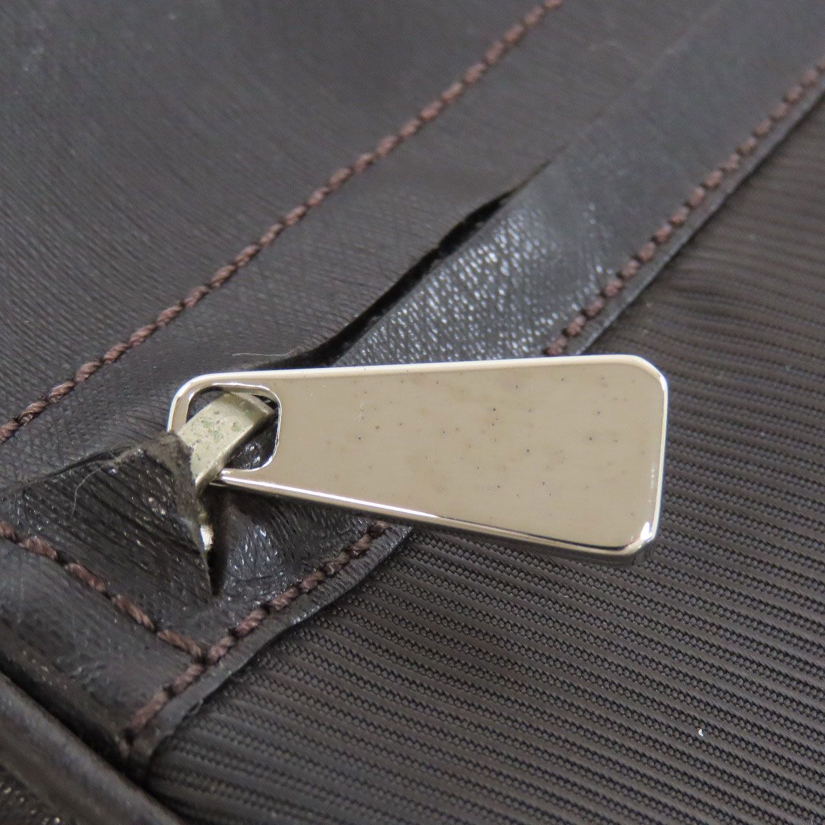 セカンドバッグ ナイロン