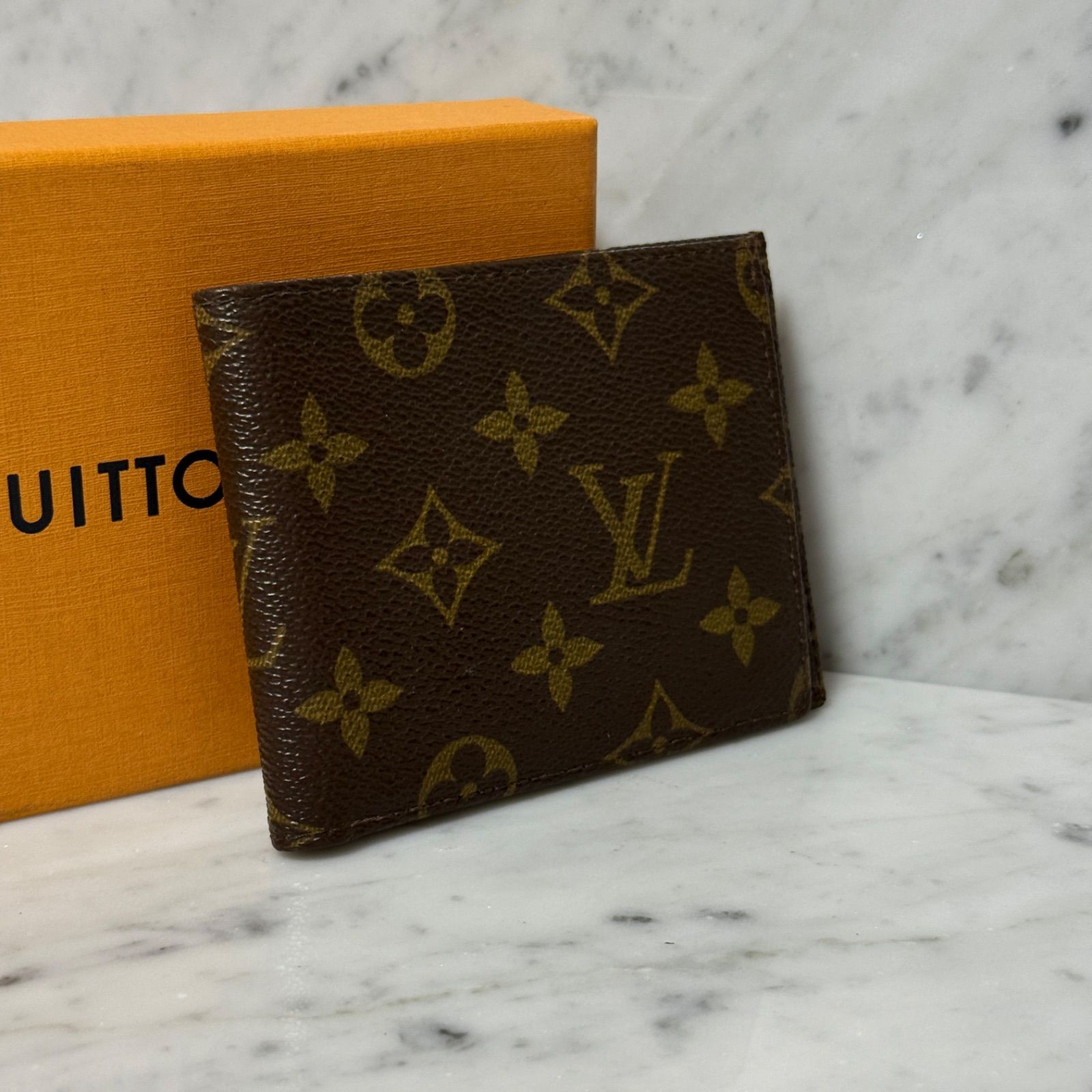 美品 LOUIS VUITTON ルイヴィトン 二つ折り財布 モノグラム 札入れ