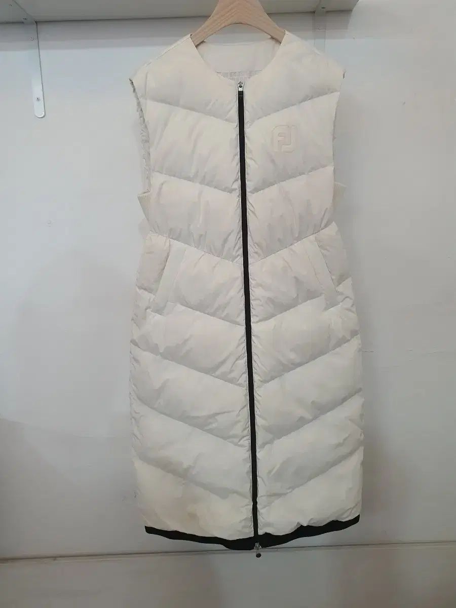 FootJoy フットジョイ ダウンジャケット ワンピース ゴルフウェア アウター ベスト