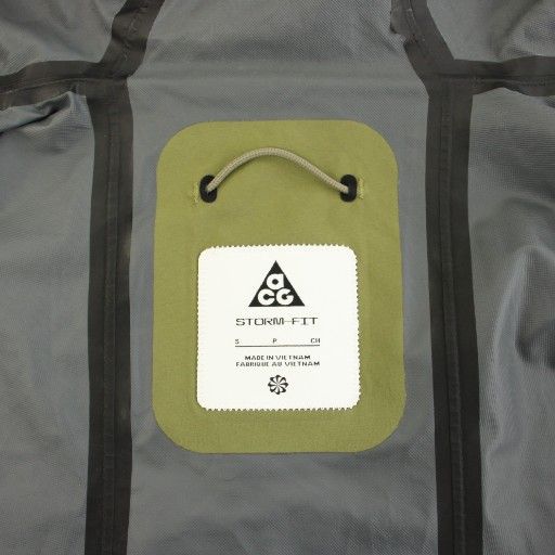 ナイキエーシージー NIKE ACG エスエフエーディーブイカスケード  