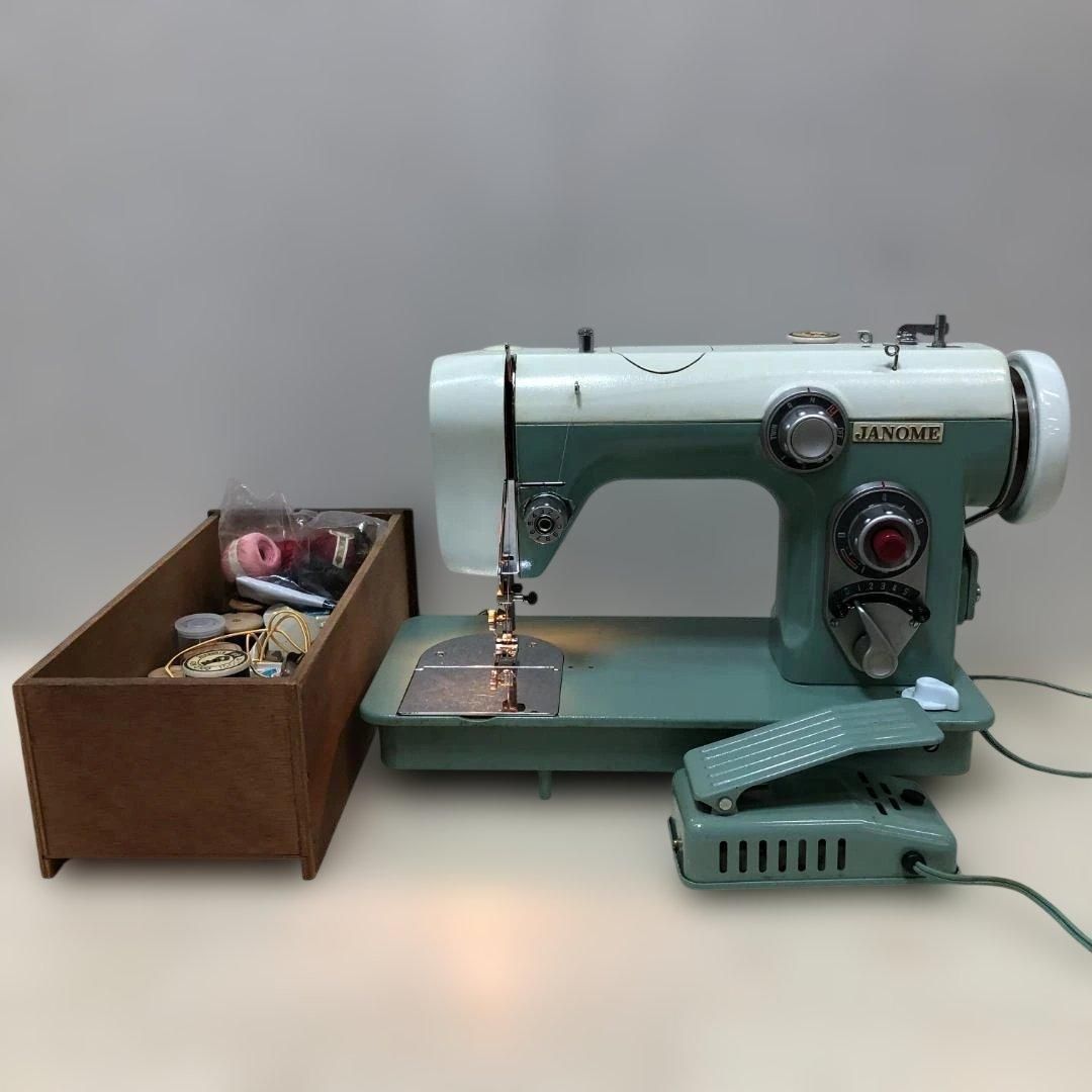 JANOME ジャノメ 電動ミシン 71-246 フットコントローラー付き レトロ ミントグリーン 家庭用 ミシン フットペダル 251106-2