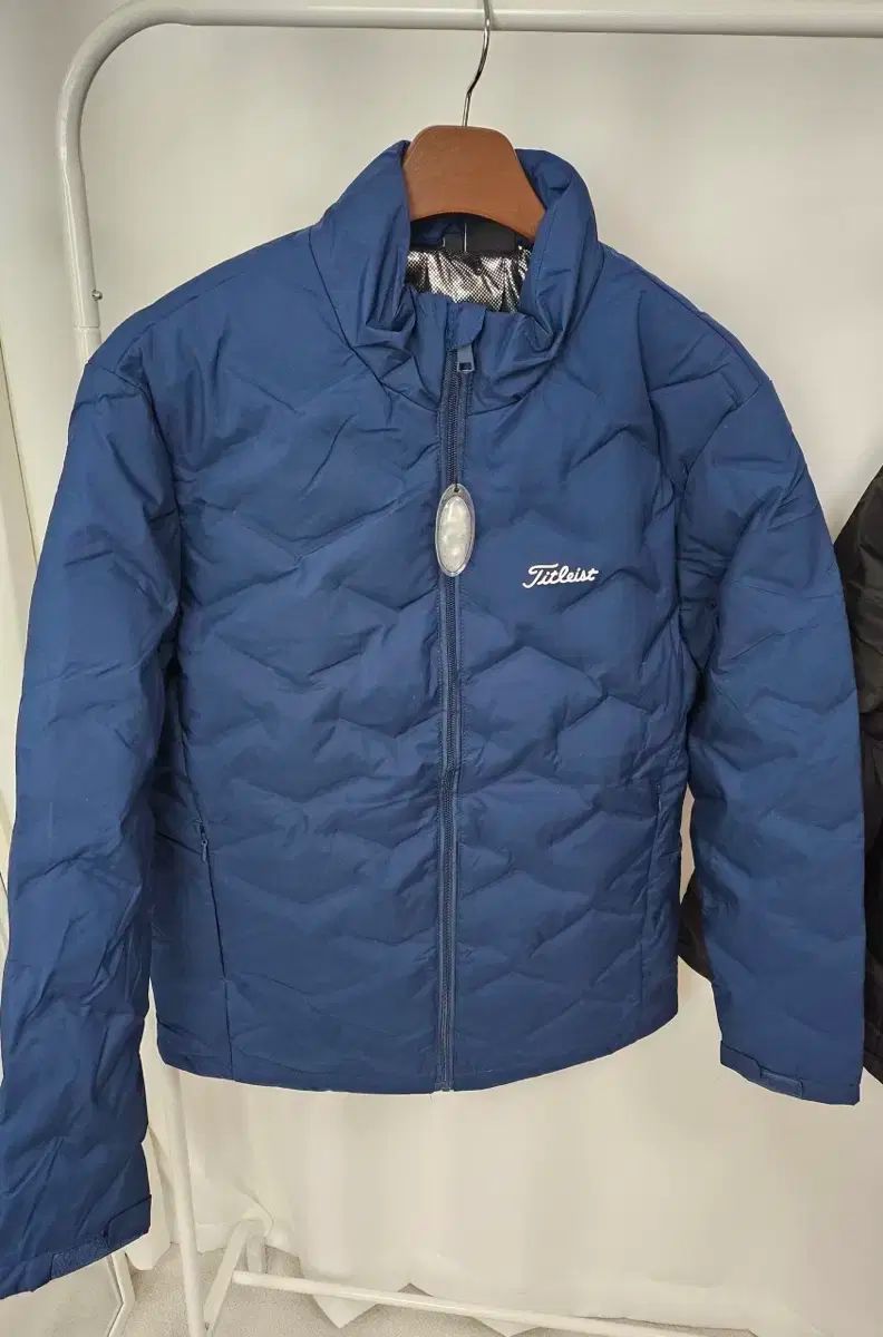 Titleist タイトリスト ダックダウン 発熱 ダウン