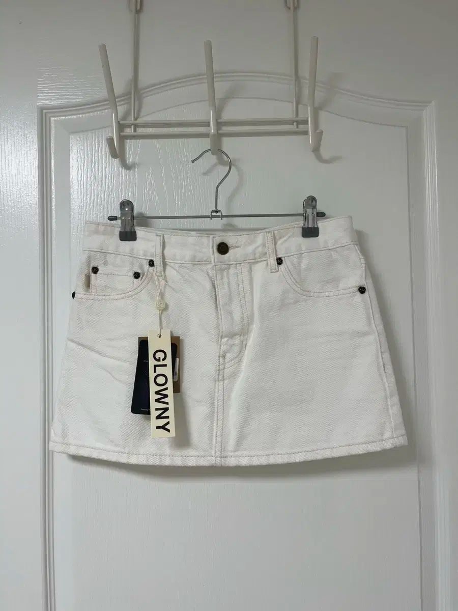 GLOWNY 99 ローライズミニスカート WHITE