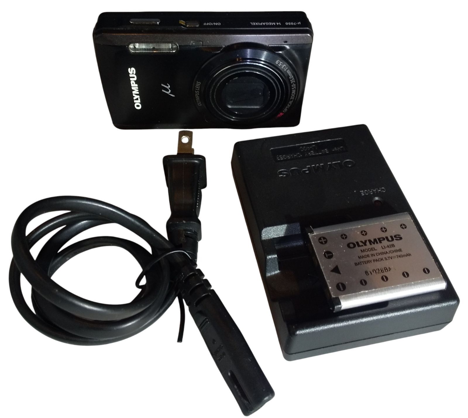 OLYMPUS μ-7050 ミュー 7050 コンパクトデジタルカメラ