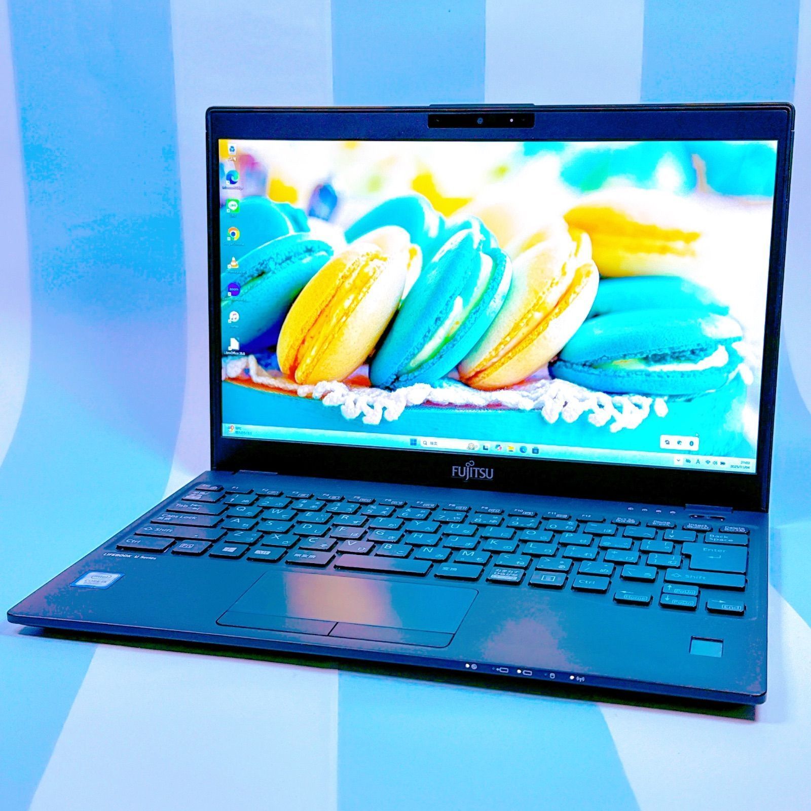 第8世代i5✨SSDでサクサク！カメラ付薄型ノートパソコン✨すぐ使える