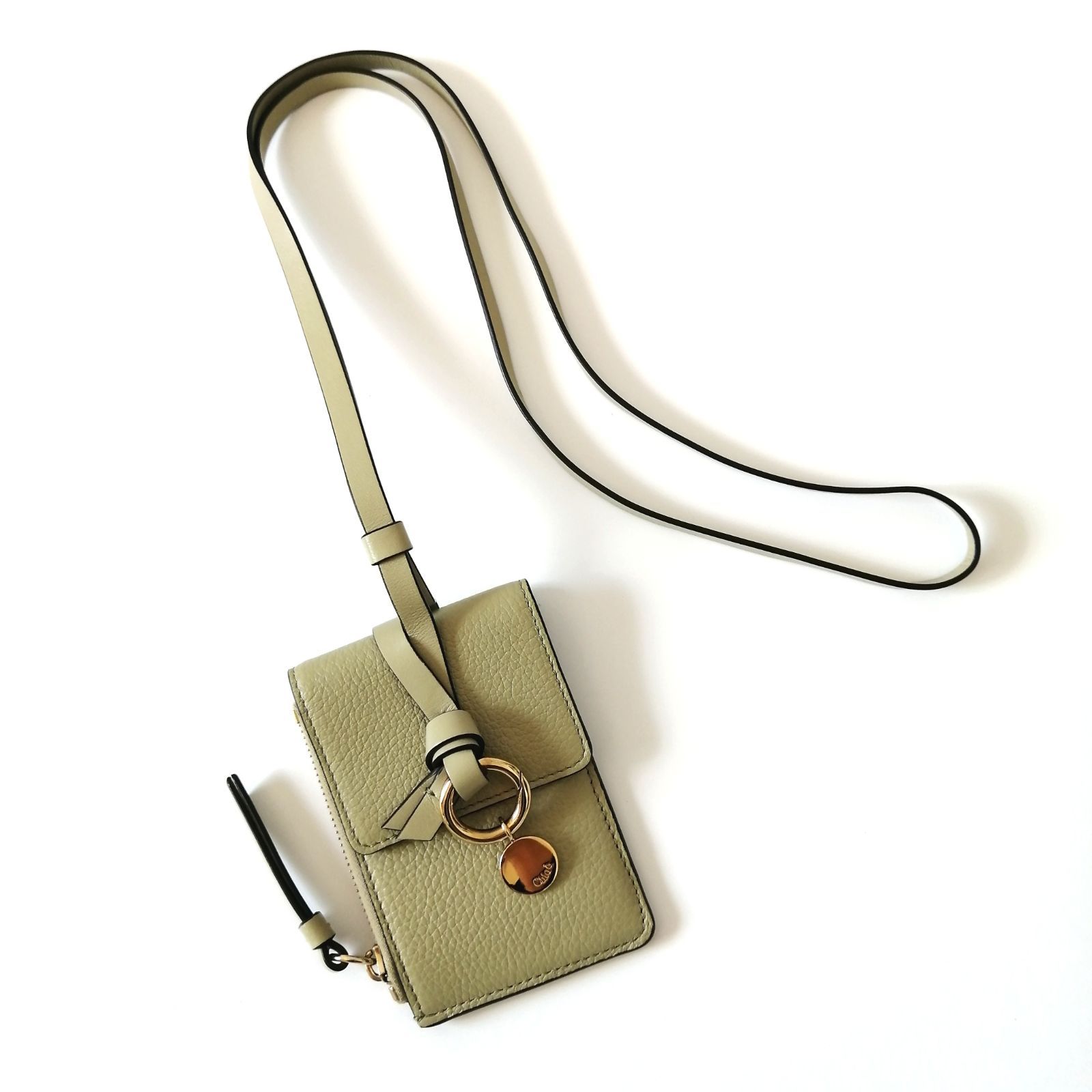 クロエ Chloe フラグメントケース コインケース カードケース ネックストラップ付き カーキ 178