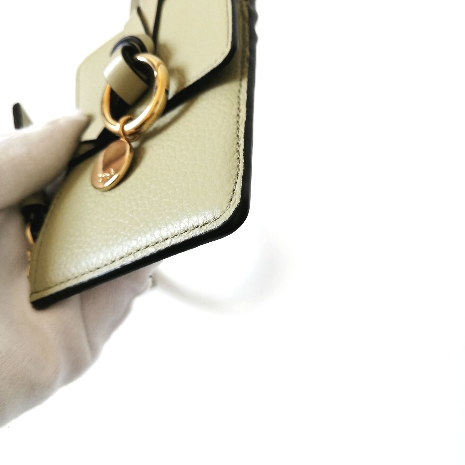 ネックストラップ付き カーキ