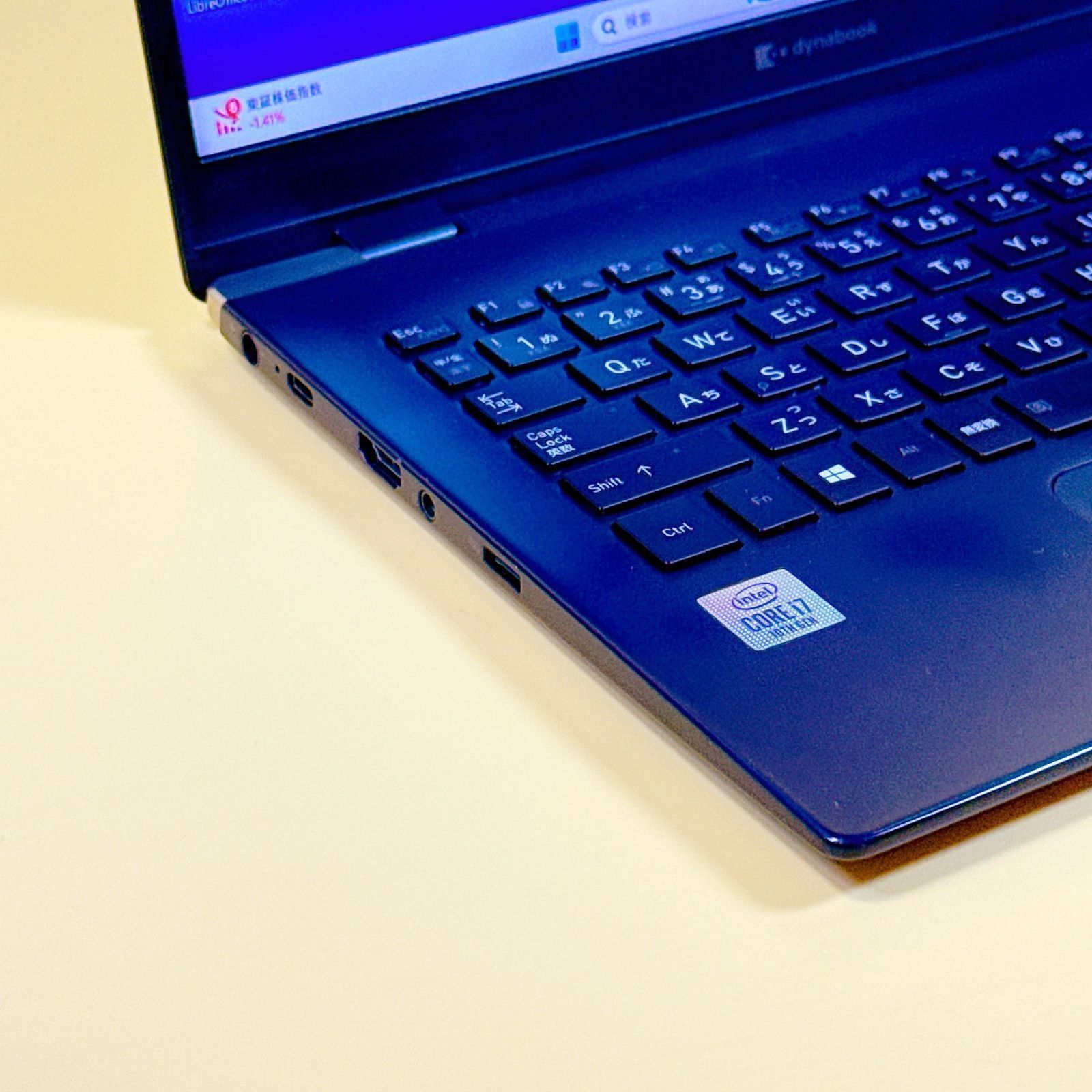 第10世代Core i7⭐️超爆速16GB‼️windows11 ノートパソコン 動画編集