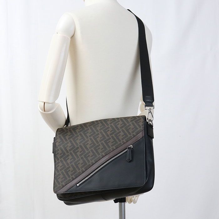 FENDI フェンディ ダイアゴナル 7VA521 A9XS 斜め掛け ショルダー  