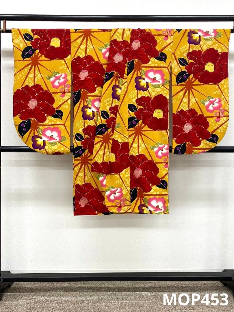 二尺袖 ポリエステル着物 紅一点 金彩 椿 袴用 MOP453