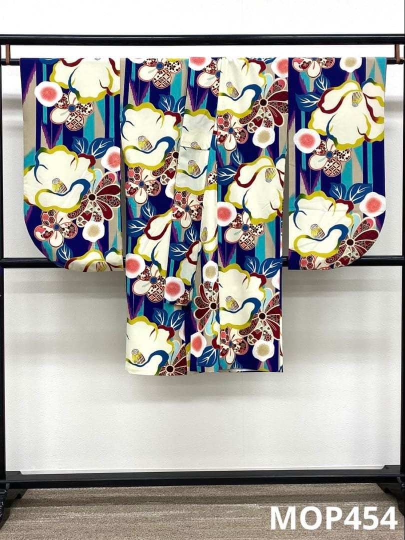 二尺袖 ポリエステル着物 金彩 椿 大輪 袴用 MOP454