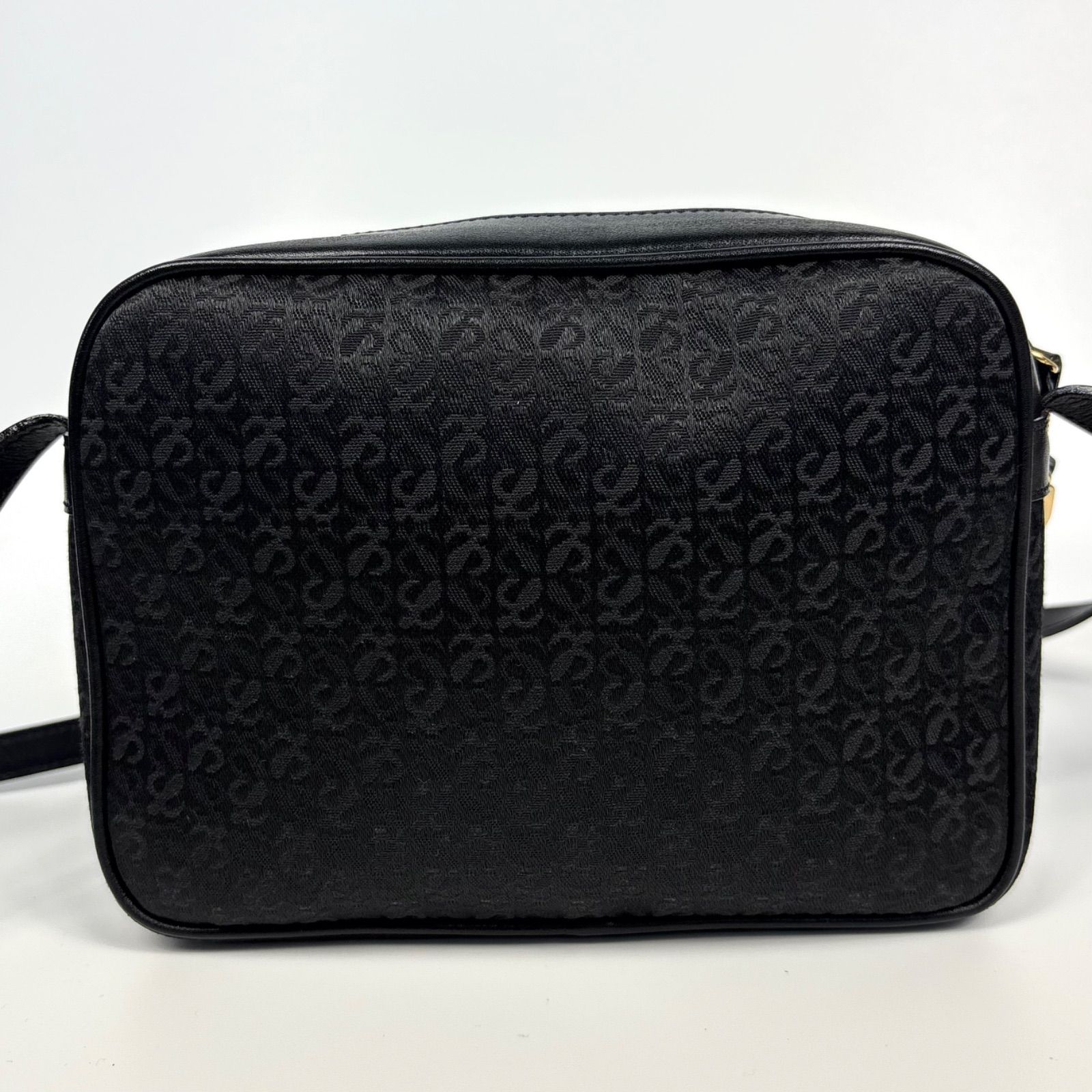 LOEWE ロエベ リピートアナグラム ショルダーバッグ ポシェット