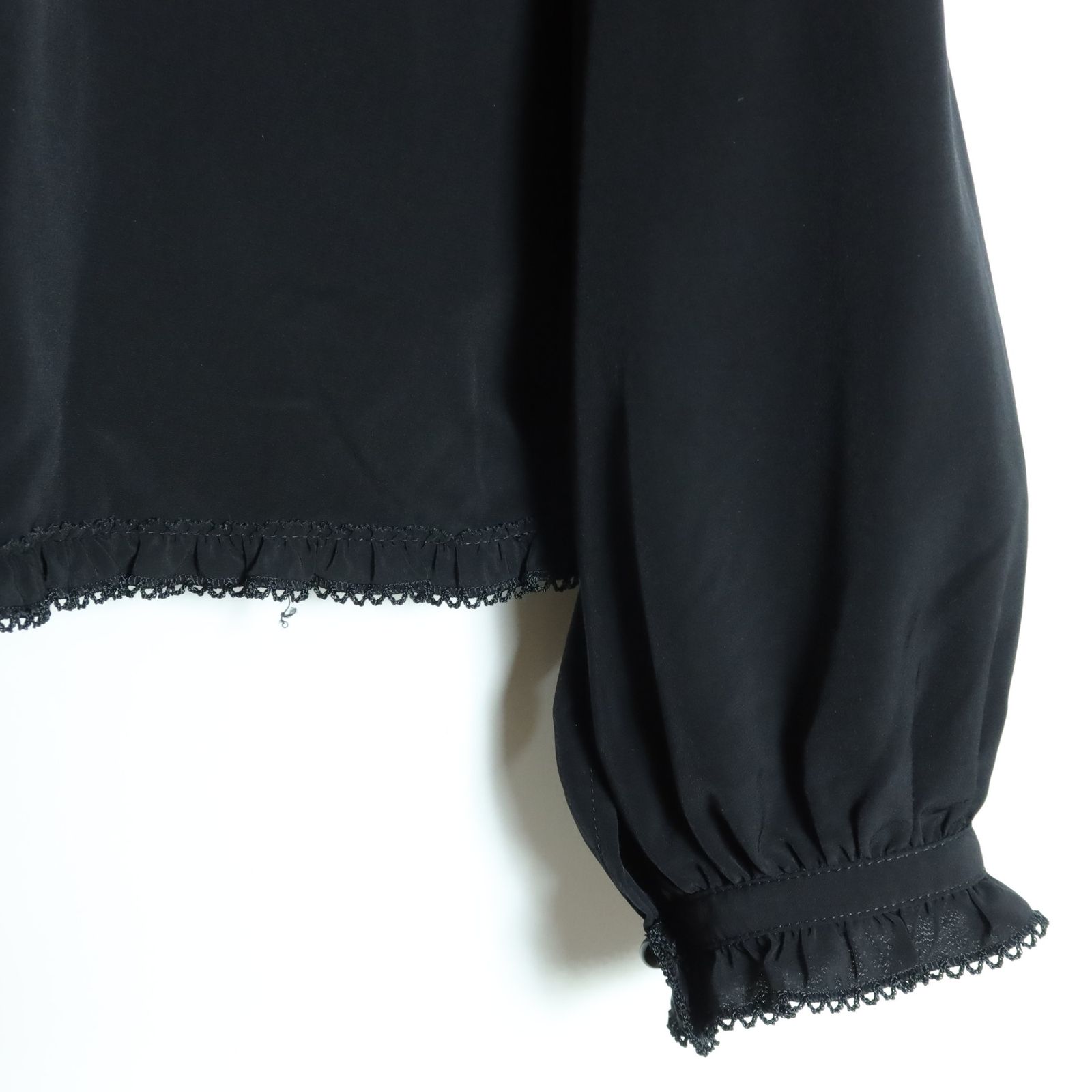 美品】ピンクハウス☆2024年製！リボン付きブラウス ふんわりフォルム