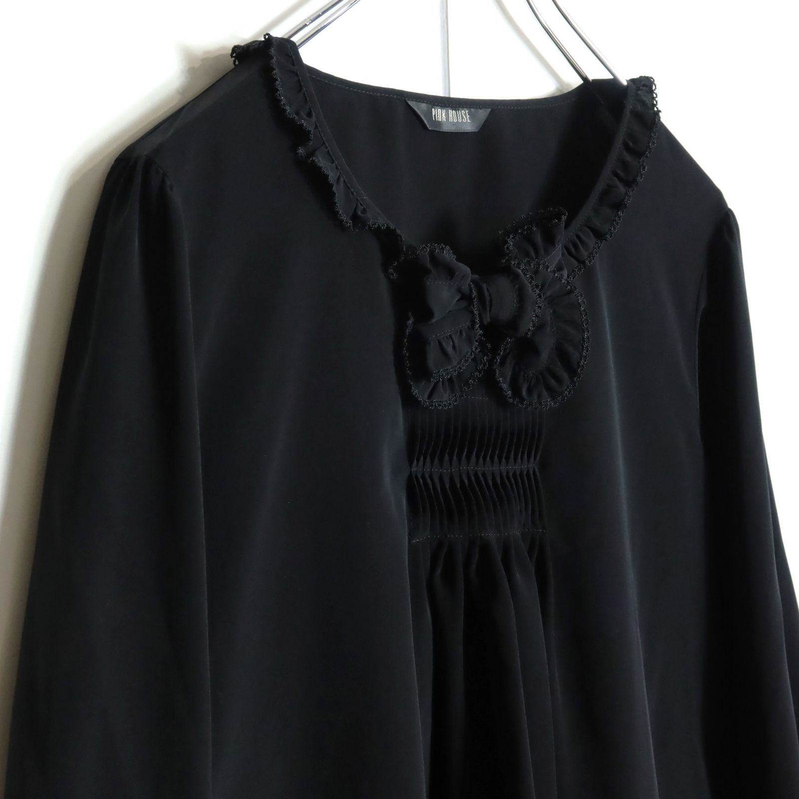 美品】ピンクハウス☆2024年製！リボン付きブラウス ふんわりフォルム