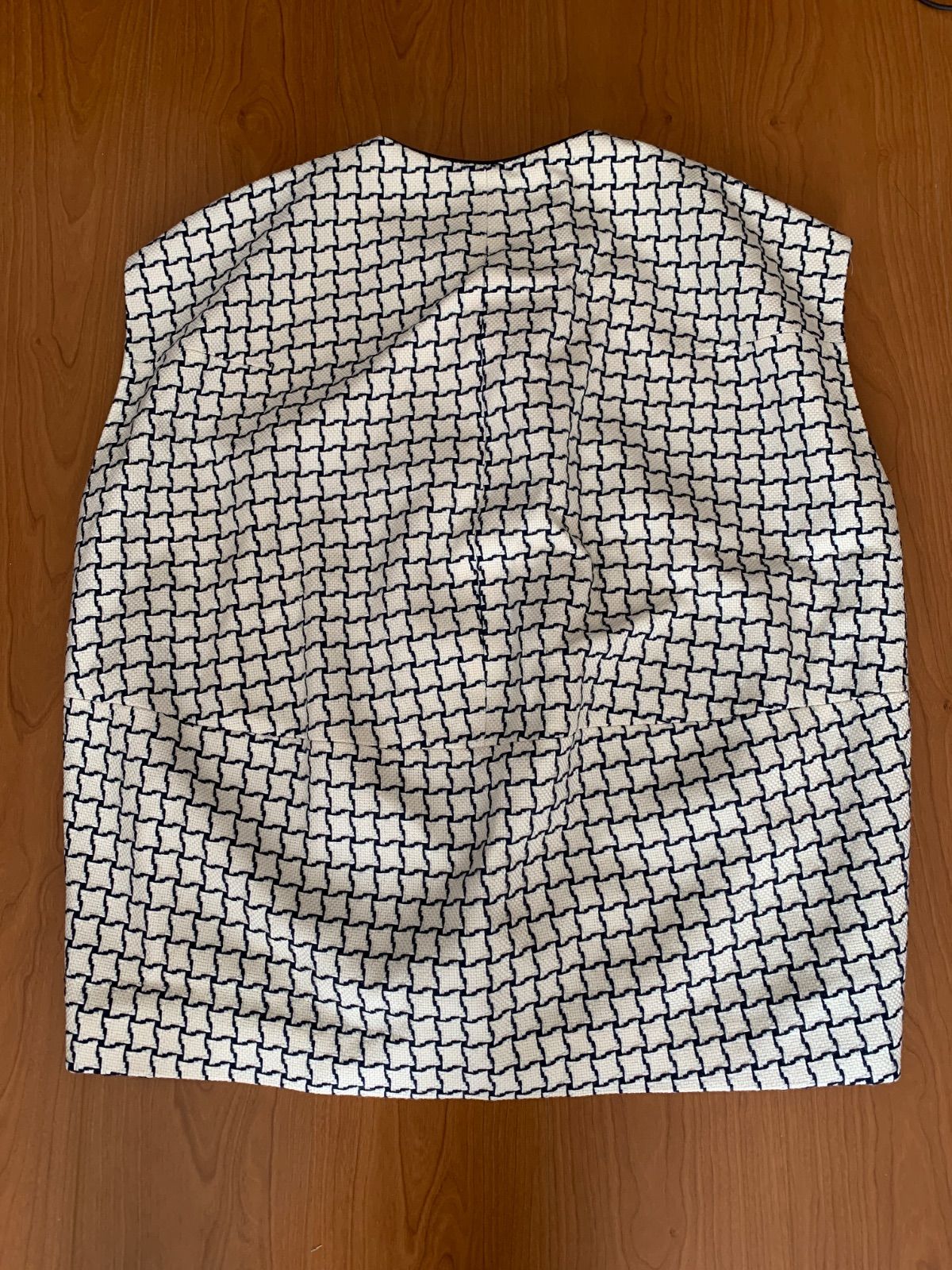 美品 TOMORROWLAND collection ネイビーハウンドトゥース コクーンジレ