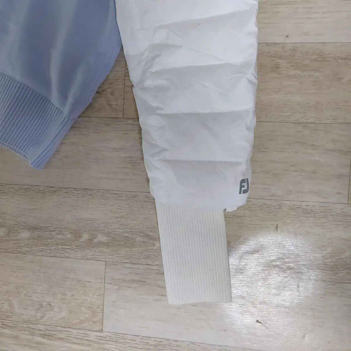 FootJoy フットジョイ 防風 ダウン ニット sサイズ