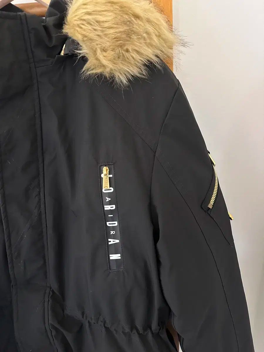 ダウン ジャケット