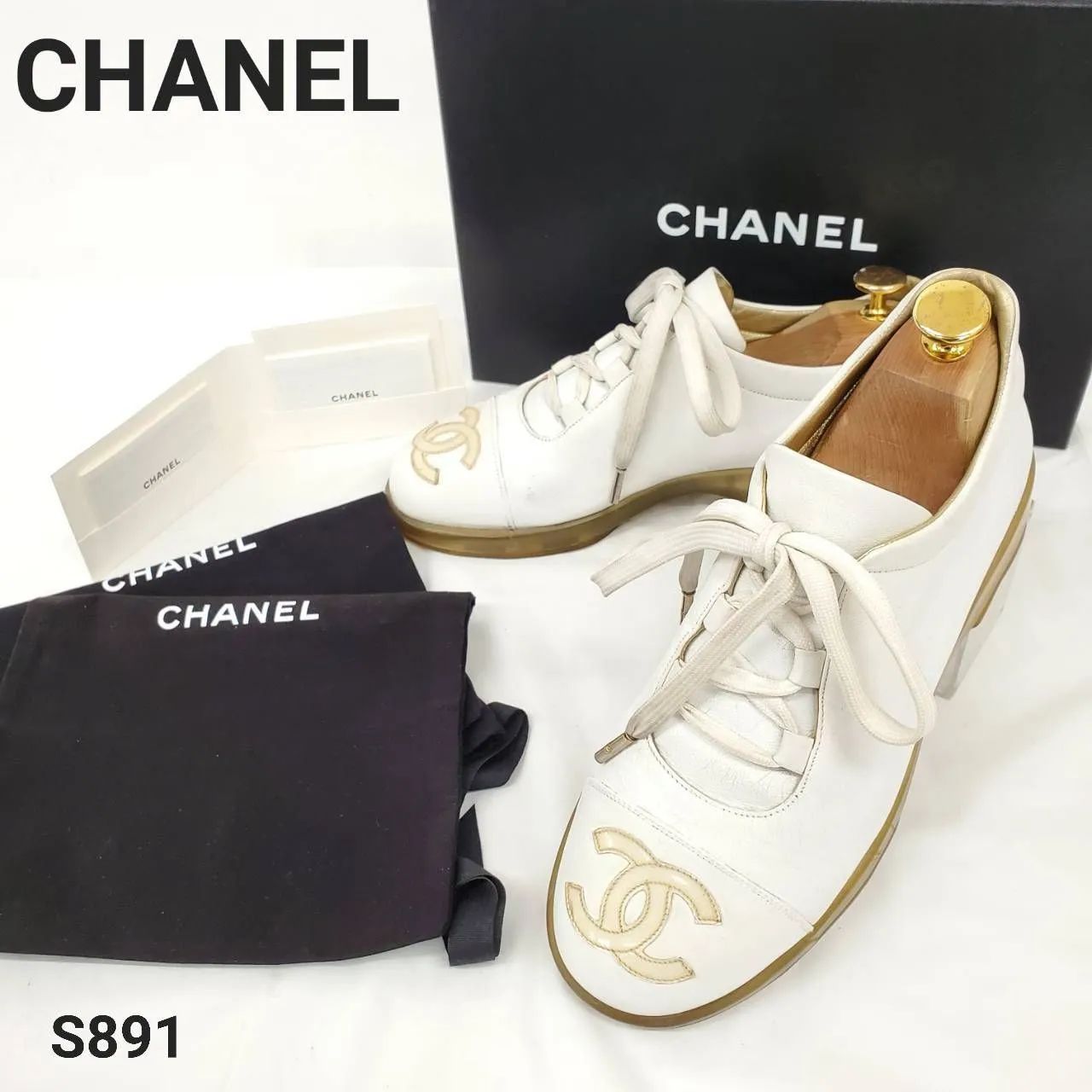 シャネル レザースニーカー ココマーク クリアソール レースアップ ホワイト