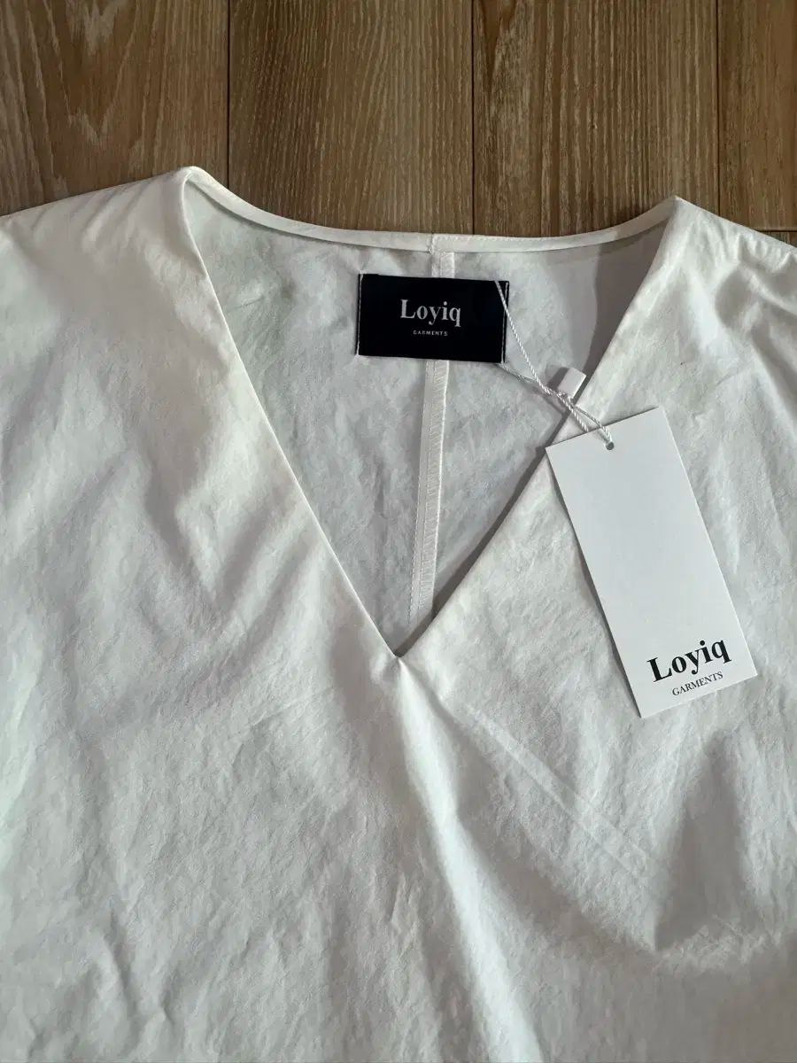 ロイック Loyiq バルーン袖 ブラウス 白