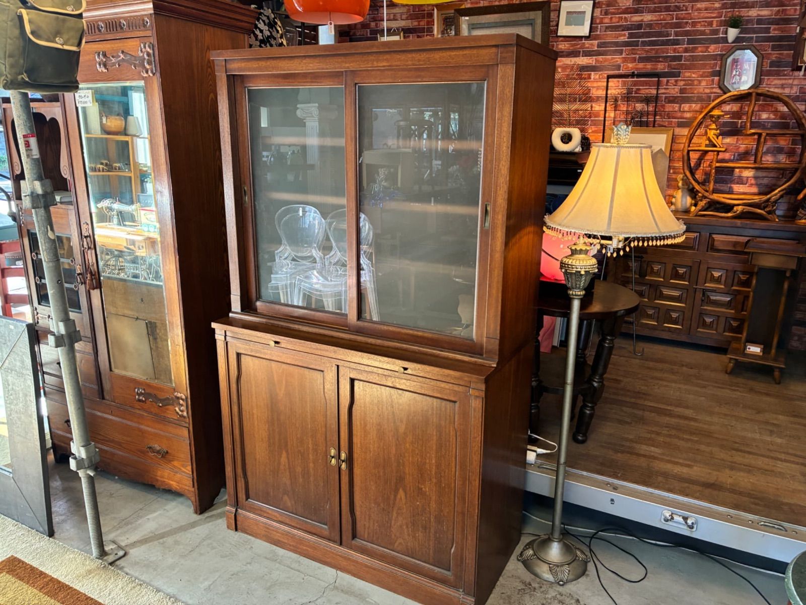 アンティーク|レトロ|食器棚|収納棚|本棚|アメリカンヴィンテージ|インテリア