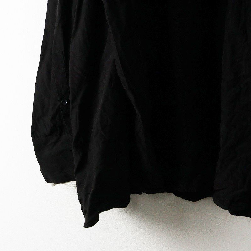 ブラック シャツ