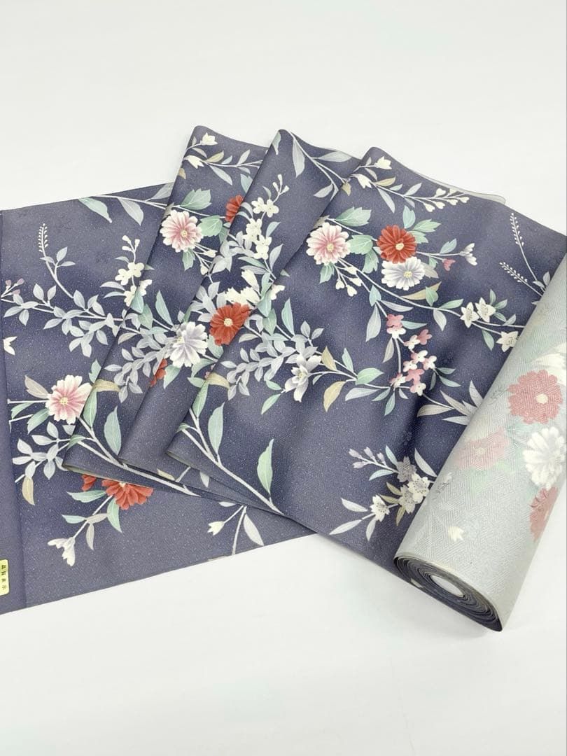 5。000円以上送料無料 小紋 金彩 紋意匠 コスモス 正絹 反物 T9059 まとめ売り