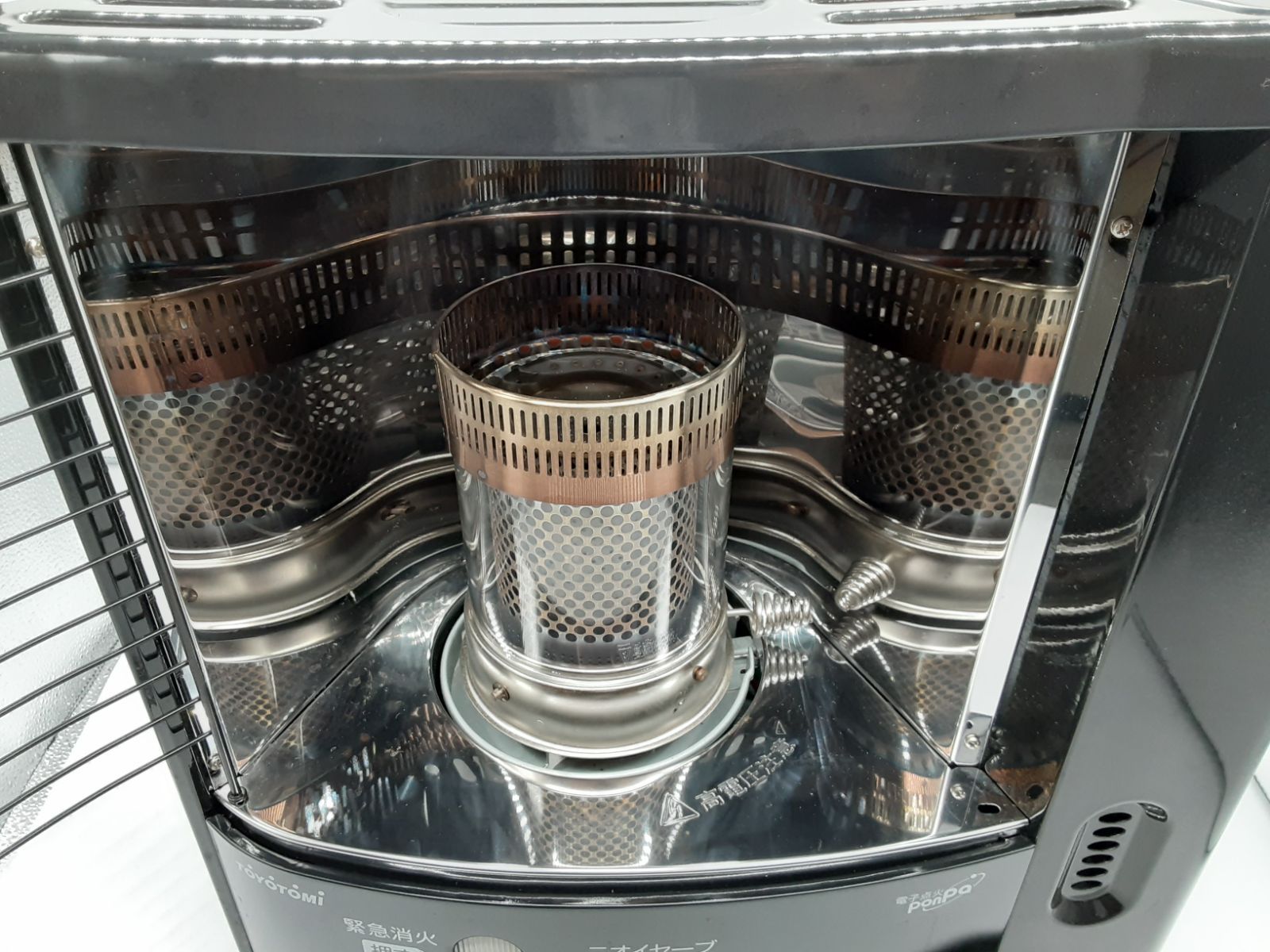 ♨TOYOTOMI♨ 灯油ストーブ 石油ストーブ ヒーター RSX-23N 2025年製