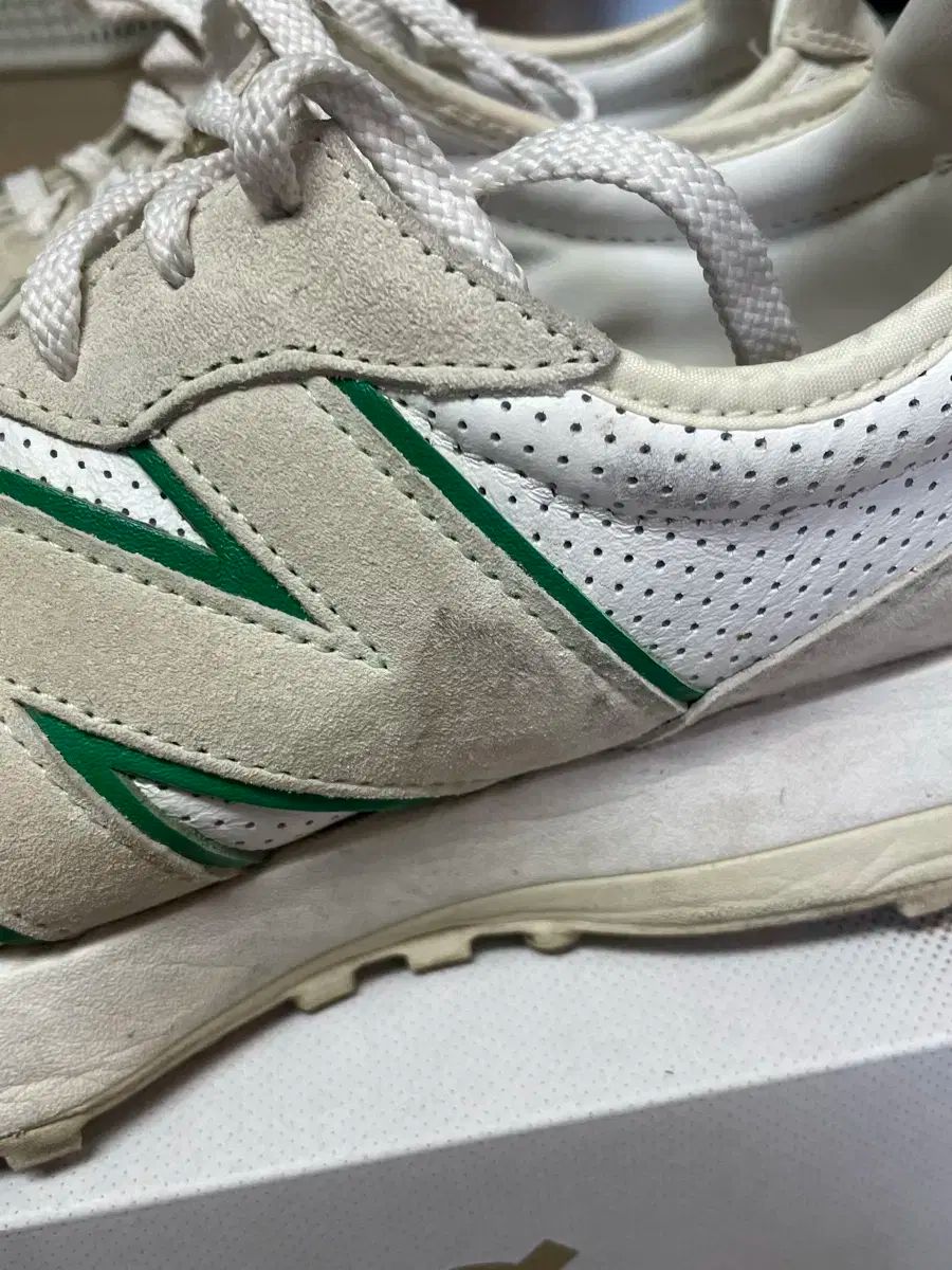 カサブランカ オフホワイト