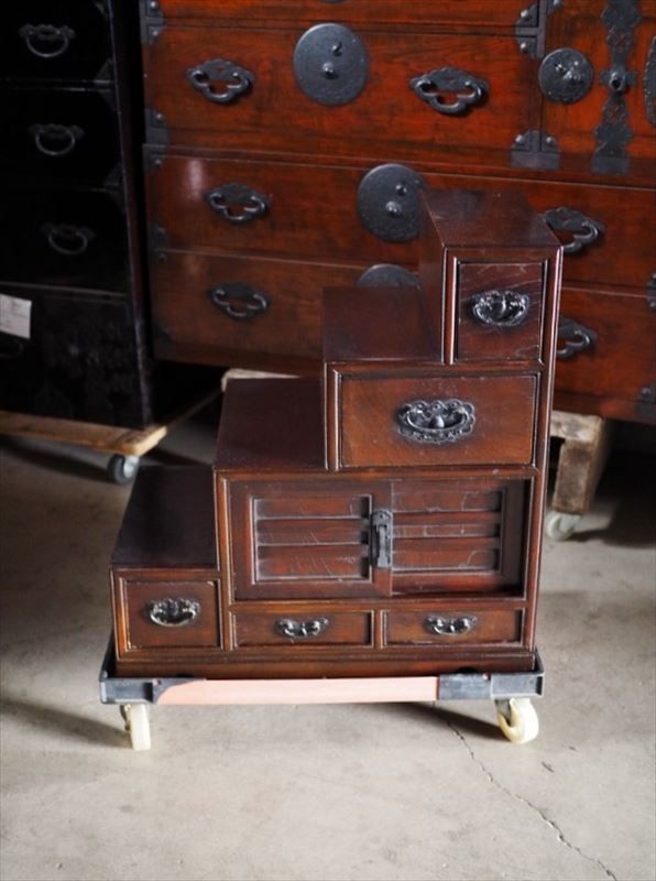 両面から使える小型階段箪笥 現代モノ 古録展 送料無料 品番S10828