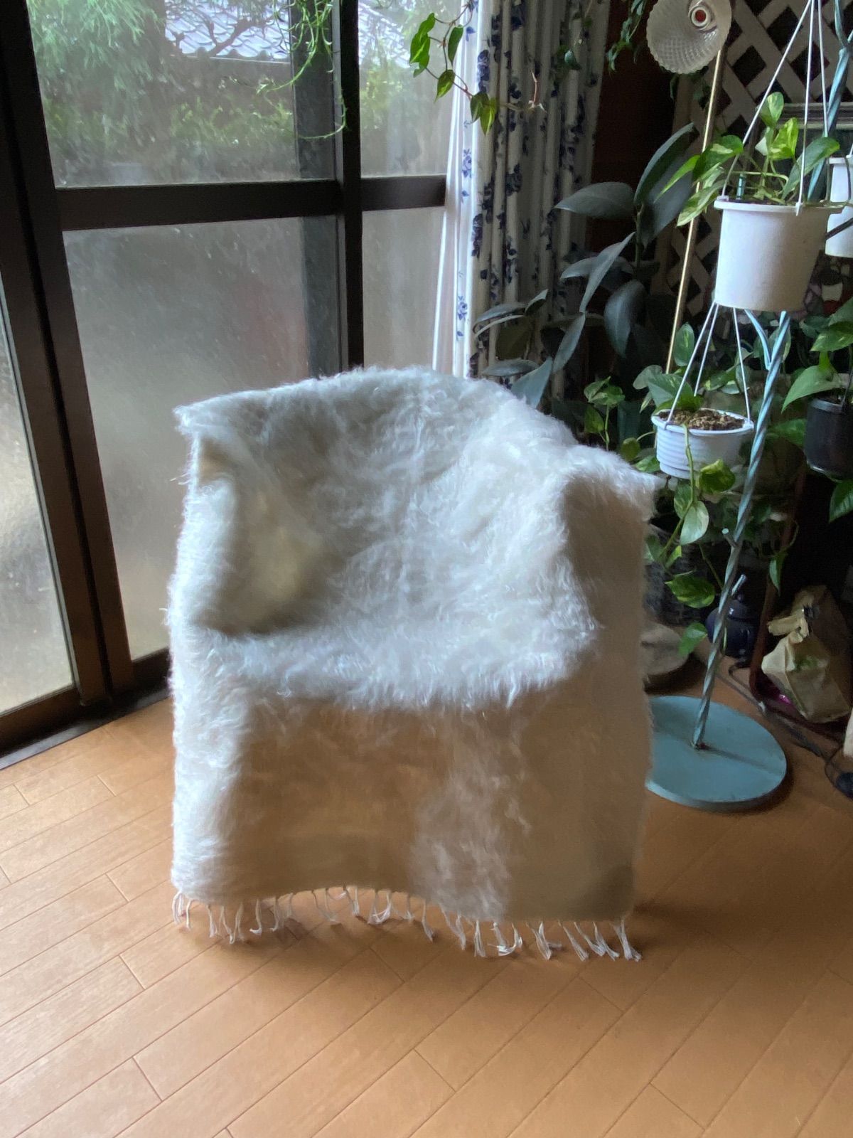 トルコのシイルトだけで140年前から織られているシイルトバッタニイェ アンゴラヤギのモヘアの毛布 上の質大人気 このサイズ白在庫最後1枚 シイルトバッタニイェなら現地より直輸入卸売販売当店で ラグとして キャンプに車にも 四季を通じて便利な優れもの