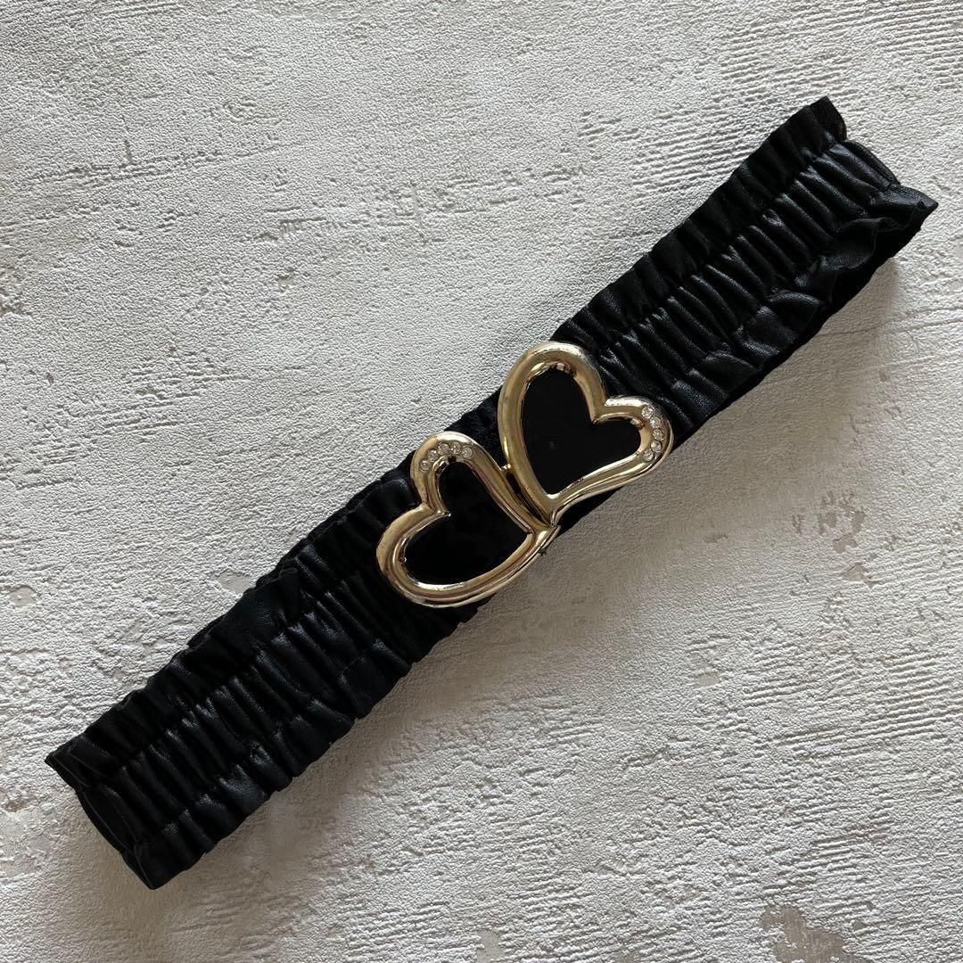 昭和レトロリボン型留め具付きゴムベルトブラック調整不可 昭和レトロハートの留め具ゴムベルトビジュー付きブラック調整可能
