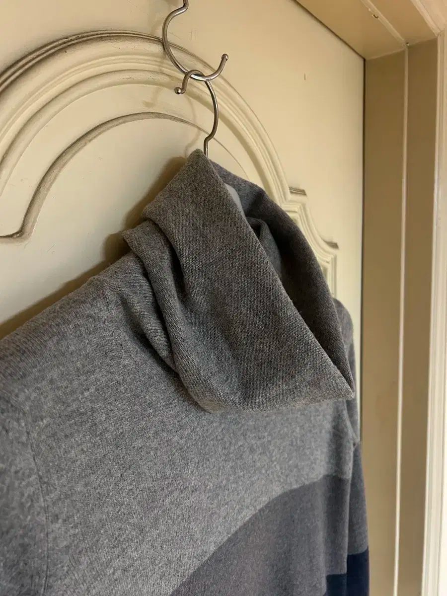 タートルネック ニット