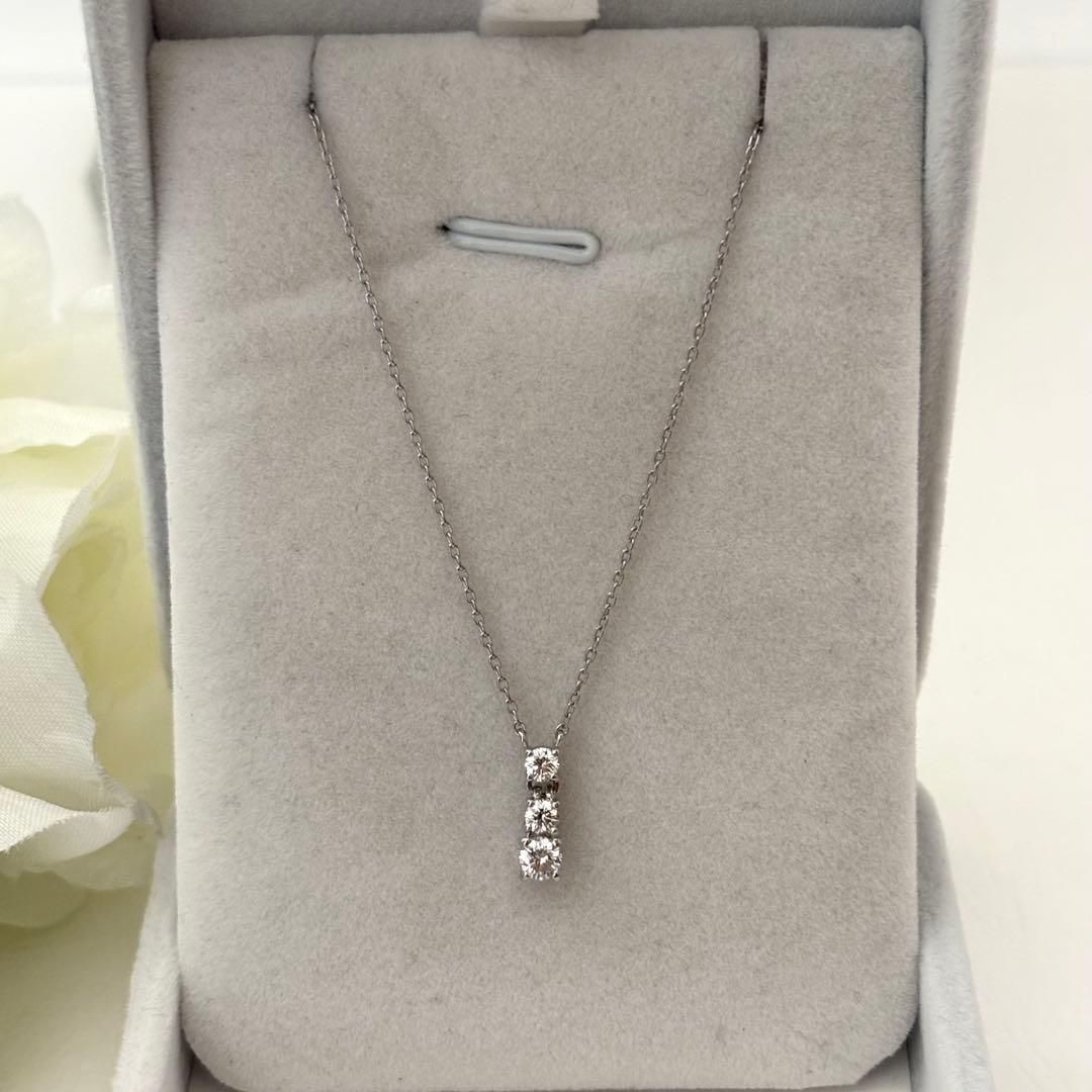 061 スタージュエリー Pt950 ダイヤモンド 0.33 ネックレス