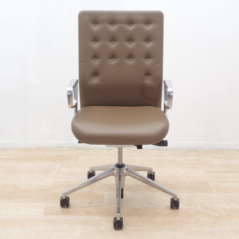 ヴィトラ IDトリム オフィスチェア ベージュ 肘付き レザー EG19238