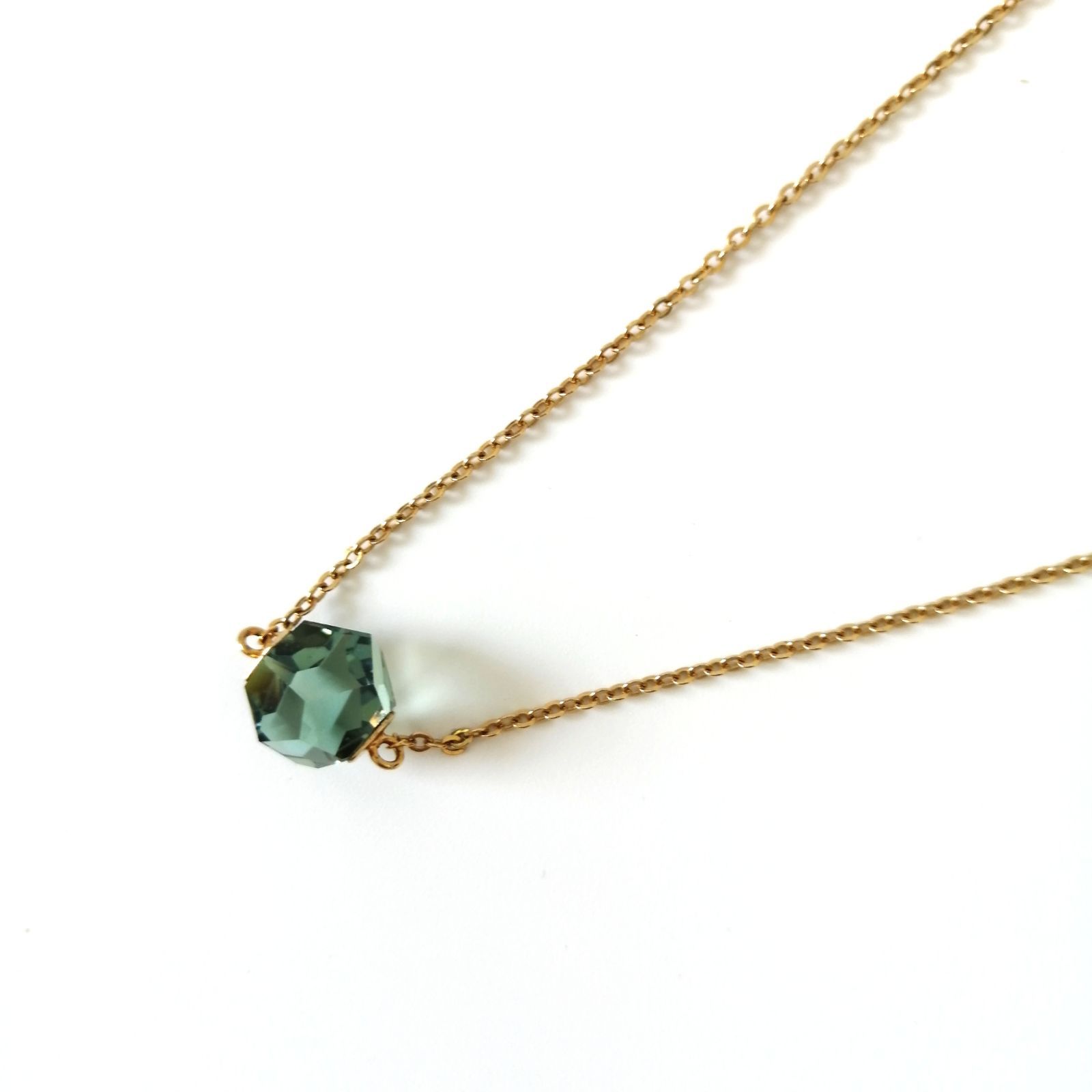 美品 スワロフスキー SWAROVSKI ネックレス 一粒 グリーン 【683 